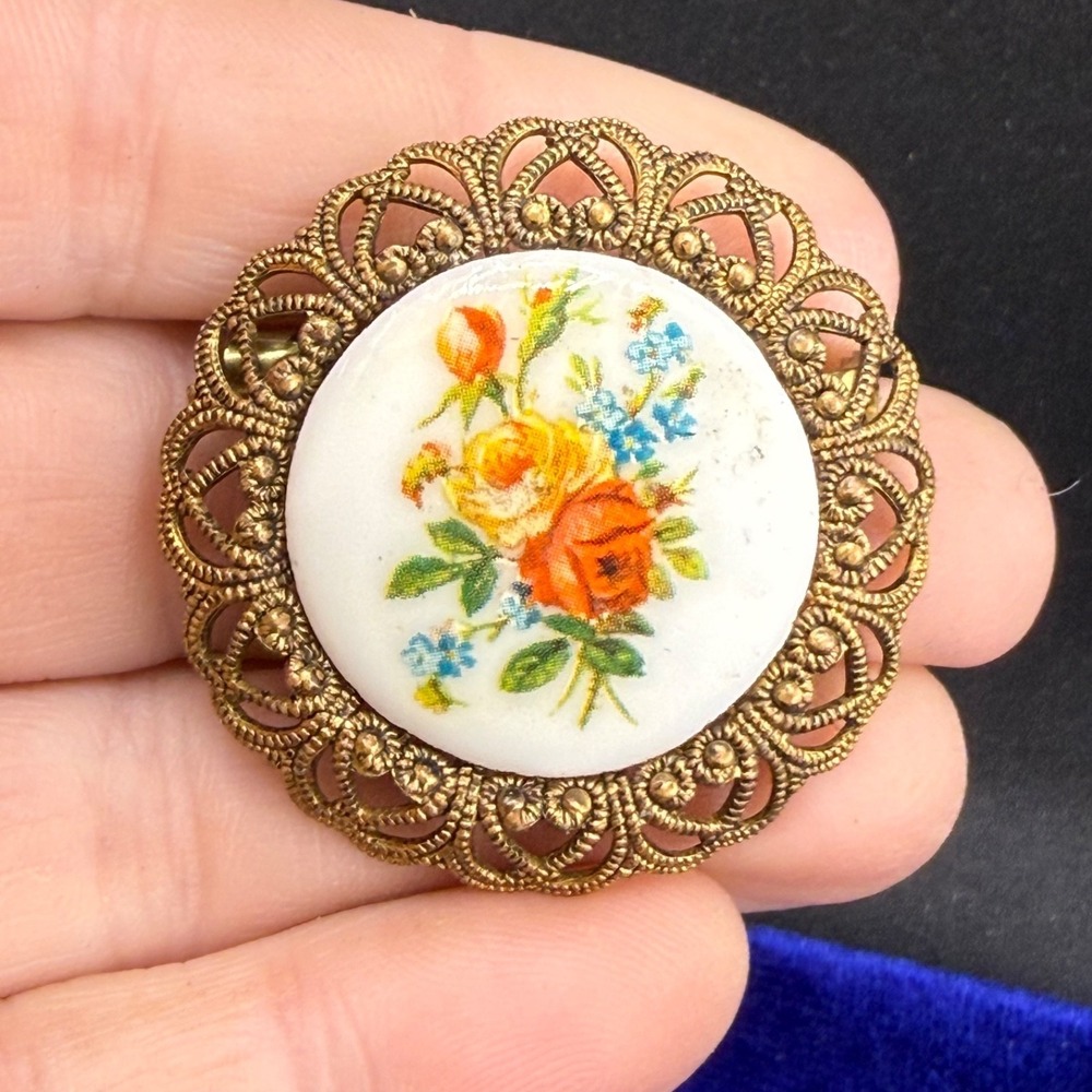 Vintage Western Germany Brooch Gold Tone Painted Porcelain Floral Filigree Round